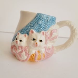 PMC 3-D Cat Pair with Yarn Tea Coffee Mug Raised Cat Faces.
